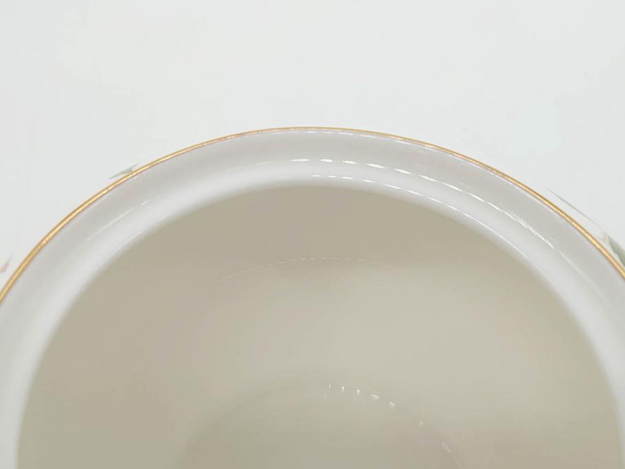イギリス　WEDGWOOD(ウェッジウッド)　WILD STRAWBERRY(ワイルド ストロベリー)　R4406　苺のデザインが可愛らしいシュガーポット&クリーマー2点セット(イチゴ、いちご、ミルクジャー、ミルクポット、ボンボン入れ、洋食器、金彩、白磁、ボーンチャイナ、英国)(R-079003)