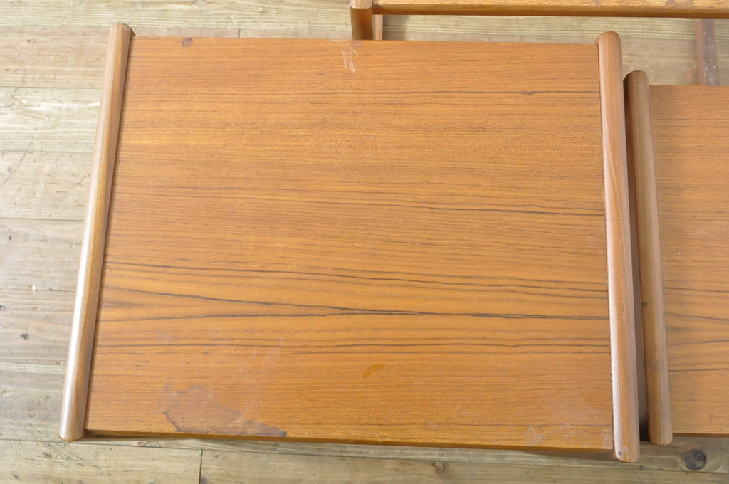 イギリスビンテージ　G-PLAN(ジープラン)　チーク材　温かみのある木味が魅力のネストテーブル(サイドテーブル、カフェテーブル、コーヒーテーブル、ローテーブル、北欧、ヴィンテージ)(R-065153)