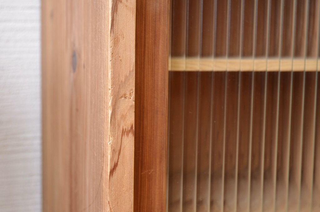 アンティーク家具　古い木味のモールガラスアンティーク下駄箱(収納棚)