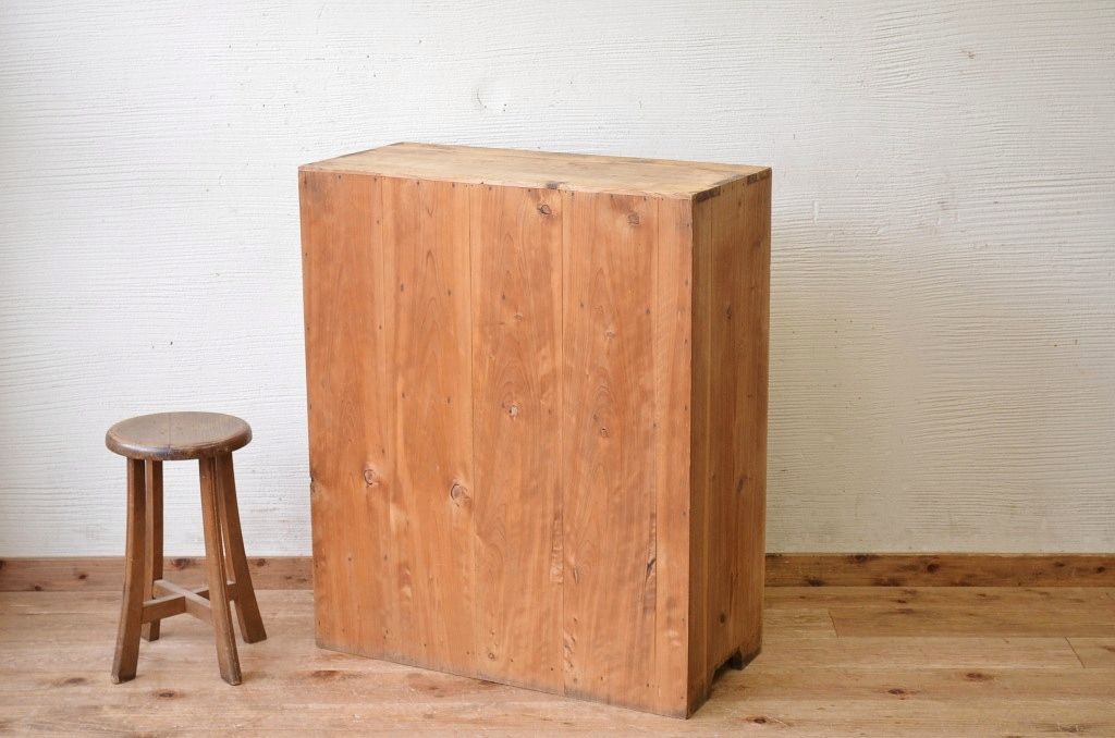 アンティーク家具　古い木味のモールガラスアンティーク下駄箱(収納棚)