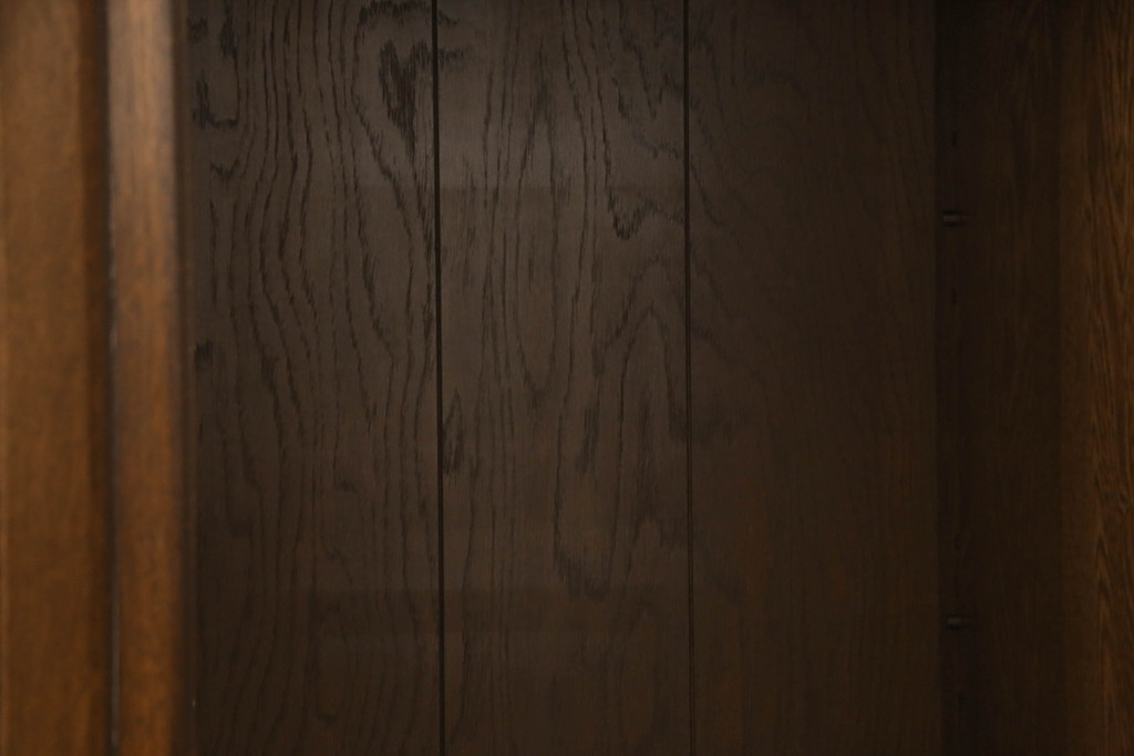 中古　美品　横浜クラシック家具　ノックオンウッド(knockonwood)　Hand Made　上品なデザインが美しいサイドボード(定価約68万円)(戸棚、収納棚、キャビネット)(R-055599)