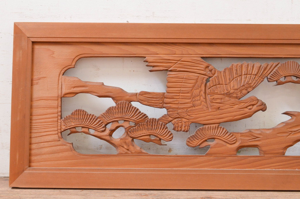 アンティーク建具 和の雰囲気を高める松と鷹の彫刻欄間2枚セット 