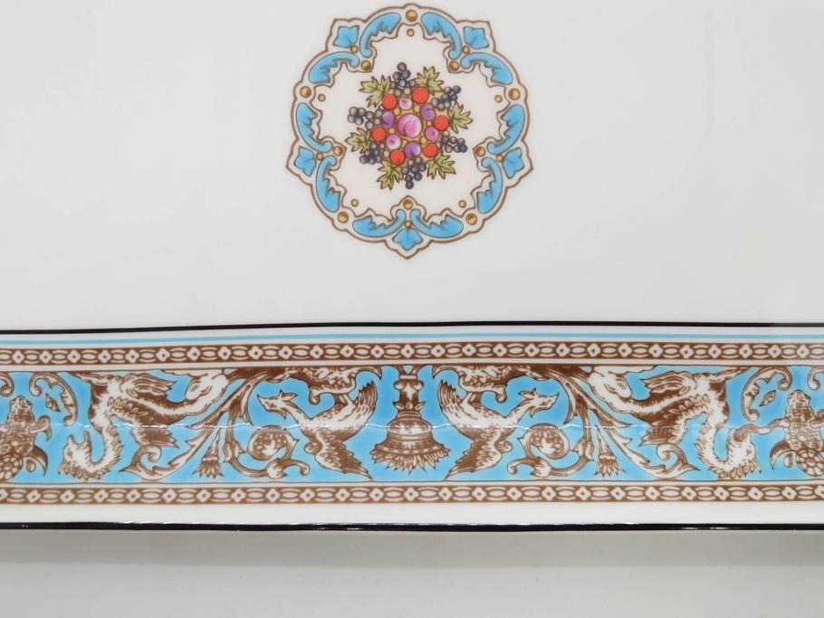 イギリス　WEDGWOOD(ウェッジウッド)　FLORENTINE TURQUOISE(フロレンティーン ターコイズ)　重厚感のあるデザインが魅力のオーバルプレート・サンドイッチトレー2枚セット(グロテスク文様、フルーツ、果物、お盆、トレイ、皿、スクエアプレート、洋食器、英国)(R-079014)