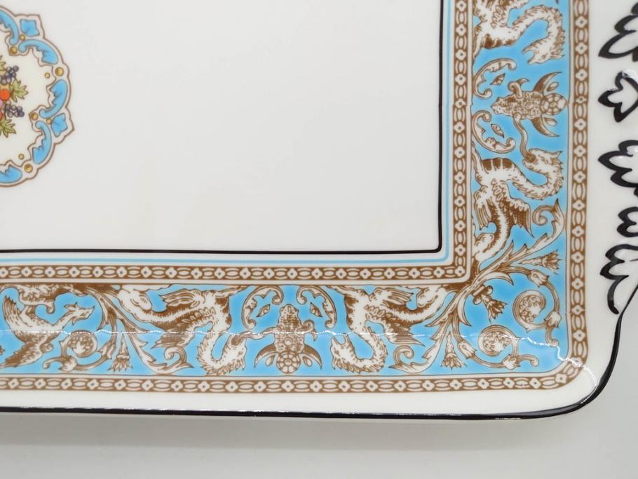 イギリス　WEDGWOOD(ウェッジウッド)　FLORENTINE TURQUOISE(フロレンティーン ターコイズ)　重厚感のあるデザインが魅力のオーバルプレート・サンドイッチトレー2枚セット(グロテスク文様、フルーツ、果物、お盆、トレイ、皿、スクエアプレート、洋食器、英国)(R-079014)