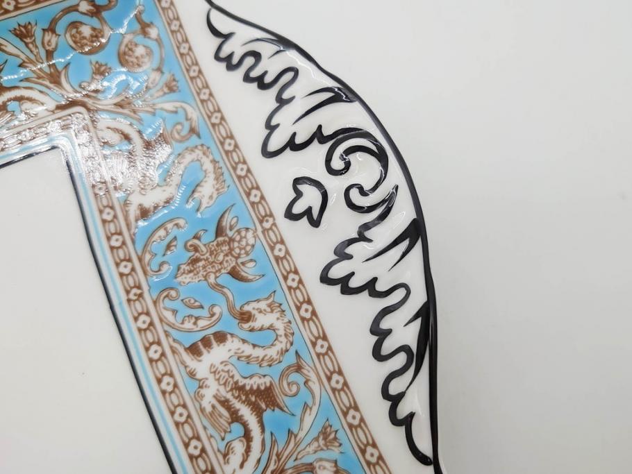 イギリス　WEDGWOOD(ウェッジウッド)　FLORENTINE TURQUOISE(フロレンティーン ターコイズ)　重厚感のあるデザインが魅力のオーバルプレート・サンドイッチトレー2枚セット(グロテスク文様、フルーツ、果物、お盆、トレイ、皿、スクエアプレート、洋食器、英国)(R-079014)