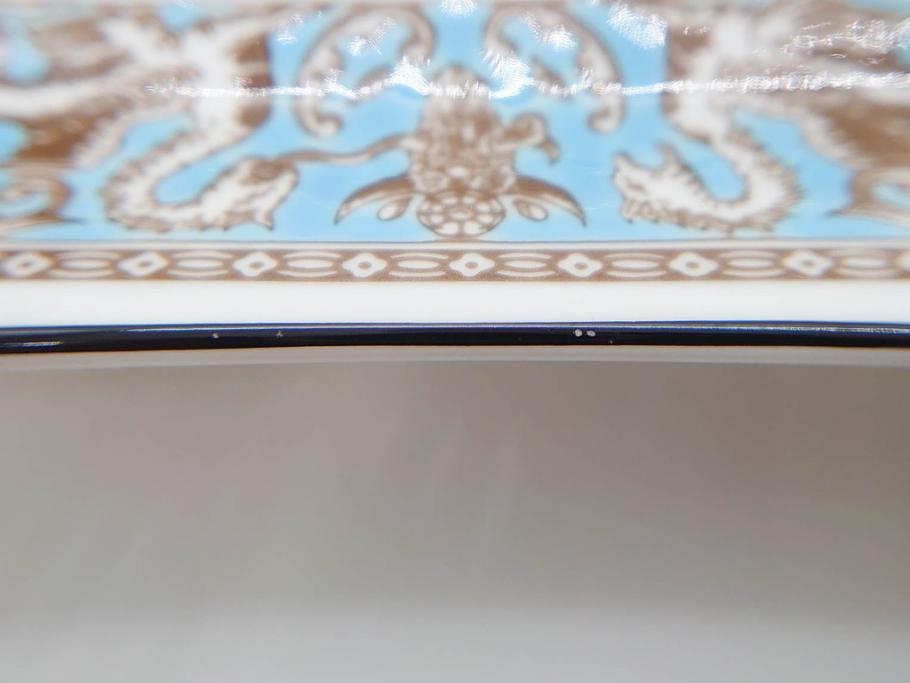 イギリス　WEDGWOOD(ウェッジウッド)　FLORENTINE TURQUOISE(フロレンティーン ターコイズ)　重厚感のあるデザインが魅力のオーバルプレート・サンドイッチトレー2枚セット(グロテスク文様、フルーツ、果物、お盆、トレイ、皿、スクエアプレート、洋食器、英国)(R-079014)