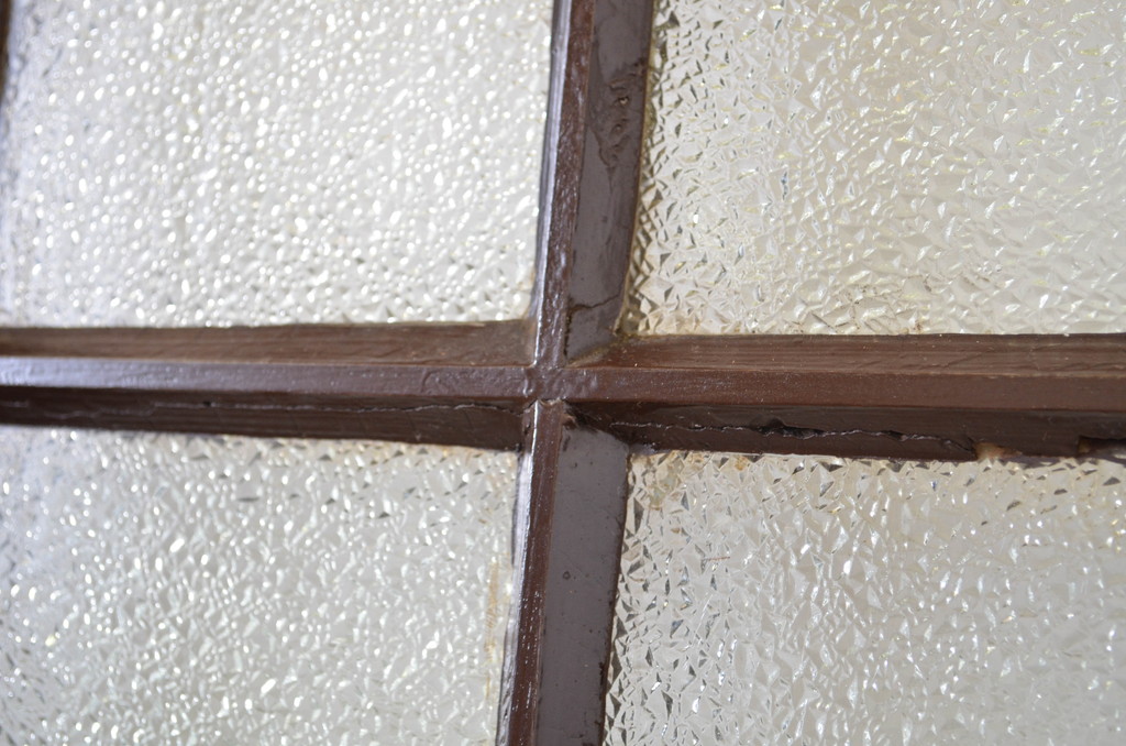 アンティーク建具　上手物!　古い洋館のしっかりとした造りが魅力のペイントドア1枚(扉、木製ドア)(R-064577)
