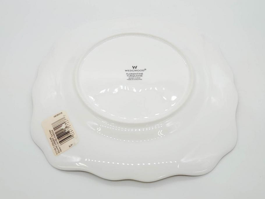 イギリス　WEDGWOOD(ウェッジウッド)　FLORENTINE TURQUOISE(フロレンティーン ターコイズ)　フォーマルで食卓が華やぐスーププレート2枚&スクエアプレート1枚セット(グロテスク文様、フルーツ、果物、スープ皿、変形皿、洋食器、英国)(R-079015)