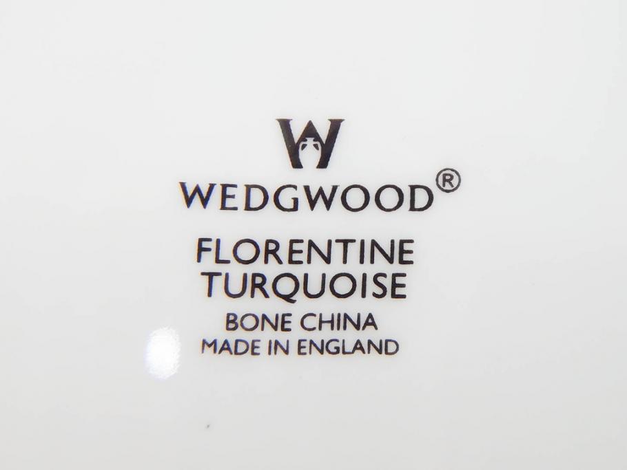 イギリス　WEDGWOOD(ウェッジウッド)　FLORENTINE TURQUOISE(フロレンティーン ターコイズ)　フォーマルで食卓が華やぐスーププレート2枚&スクエアプレート1枚セット(グロテスク文様、フルーツ、果物、スープ皿、変形皿、洋食器、英国)(R-079015)