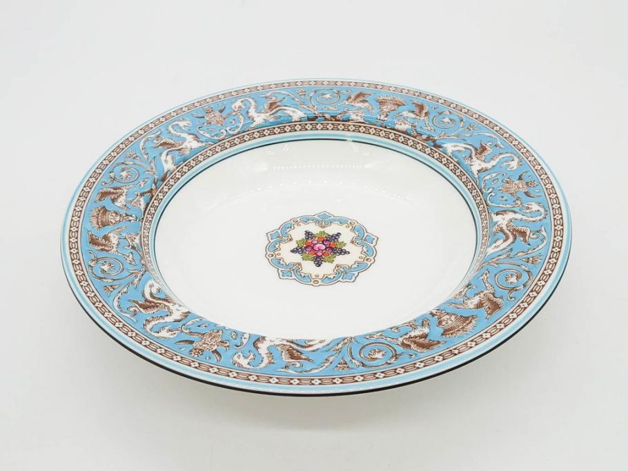 イギリス　WEDGWOOD(ウェッジウッド)　FLORENTINE TURQUOISE(フロレンティーン ターコイズ)　フォーマルで食卓が華やぐスーププレート2枚&スクエアプレート1枚セット(グロテスク文様、フルーツ、果物、スープ皿、変形皿、洋食器、英国)(R-079015)