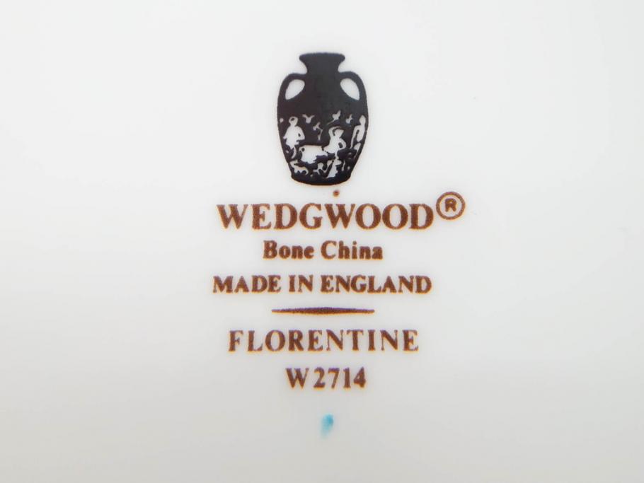 イギリス　WEDGWOOD(ウェッジウッド)　FLORENTINE TURQUOISE(フロレンティーン ターコイズ)　フォーマルで食卓が華やぐスーププレート2枚&スクエアプレート1枚セット(グロテスク文様、フルーツ、果物、スープ皿、変形皿、洋食器、英国)(R-079015)