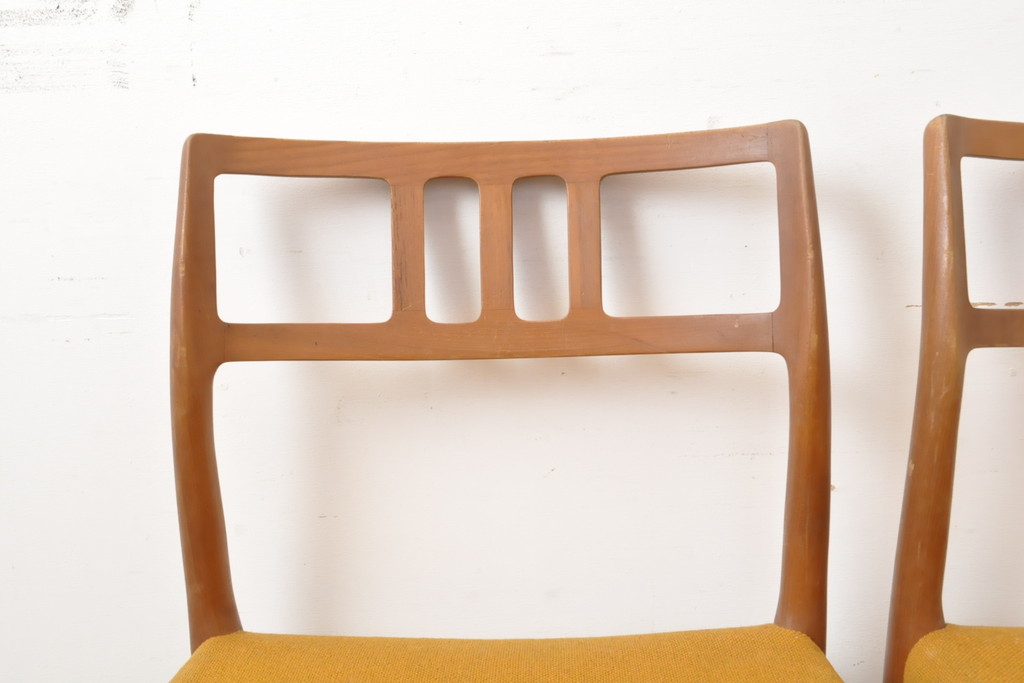 デンマークビンテージ　北欧家具　チーク材　J.L.モラー　デザインモデル79　ナチュラルスタイルの空間づくりにおすすめのダイニングチェア2脚セット(ダイニングチェア、椅子、アームレスチェア、イス、ヴィンテージ)(R-056558)