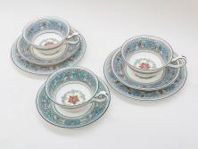 イギリス　WEDGWOOD(ウェッジウッド)　FLORENTINE TURQUOISE(フロレンティーン ターコイズ)　優雅な一時を過ごせるトリオセット2客&カップ&ソーサー1客セット(グロテスク文様、フルーツ、果物、C&S、プレート、皿、洋食器、英国)(R-079016)