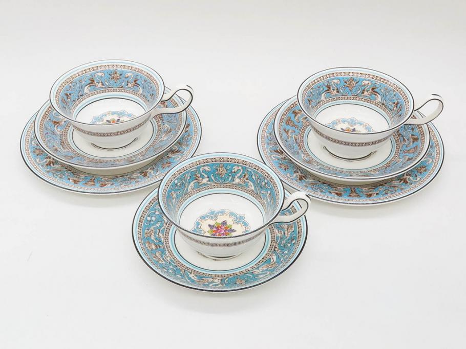 イギリス　WEDGWOOD(ウェッジウッド)　FLORENTINE TURQUOISE(フロレンティーン ターコイズ)　優雅な一時を過ごせるトリオセット2客&カップ&ソーサー1客セット(グロテスク文様、フルーツ、果物、C&S、プレート、皿、洋食器、英国)(R-079016)