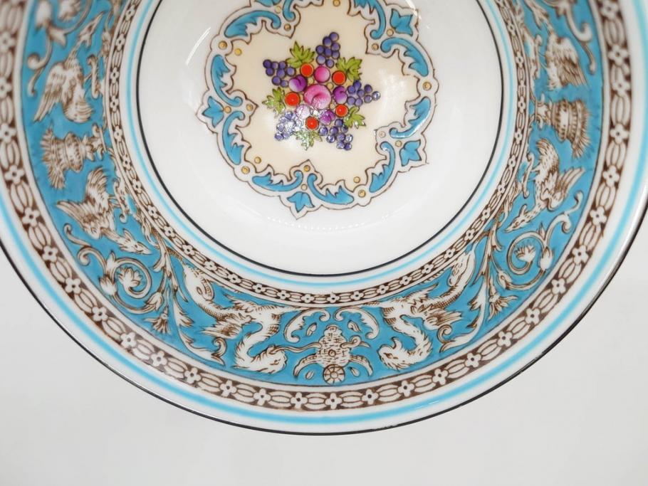 イギリス　WEDGWOOD(ウェッジウッド)　FLORENTINE TURQUOISE(フロレンティーン ターコイズ)　優雅な一時を過ごせるトリオセット2客&カップ&ソーサー1客セット(グロテスク文様、フルーツ、果物、C&S、プレート、皿、洋食器、英国)(R-079016)