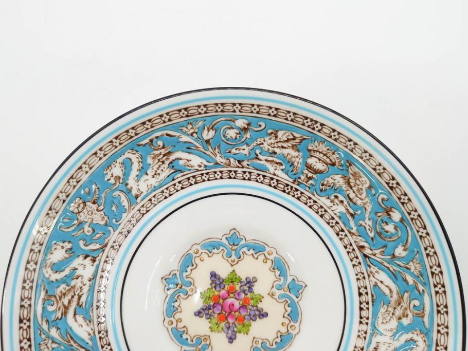 イギリス　WEDGWOOD(ウェッジウッド)　FLORENTINE TURQUOISE(フロレンティーン ターコイズ)　優雅な一時を過ごせるトリオセット2客&カップ&ソーサー1客セット(グロテスク文様、フルーツ、果物、C&S、プレート、皿、洋食器、英国)(R-079016)