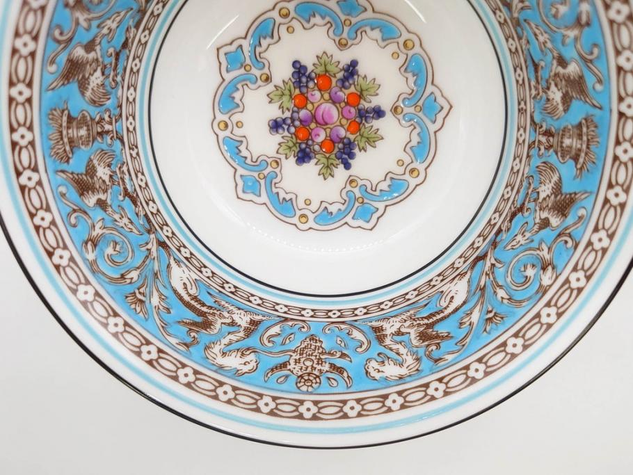 イギリス　WEDGWOOD(ウェッジウッド)　FLORENTINE TURQUOISE(フロレンティーン ターコイズ)　優雅な一時を過ごせるトリオセット2客&カップ&ソーサー1客セット(グロテスク文様、フルーツ、果物、C&S、プレート、皿、洋食器、英国)(R-079016)