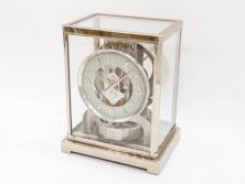 スイス　JAEGER-LECOULTRE(ジャガー・ルクルト)　ATMOS(アトモス)　METAL CALIBER 526-5　スタイリッシュなデザインと機能性を兼ね備えた置き時計(空気時計、ガス、半永久、使用説明書付き)(R-079019)
