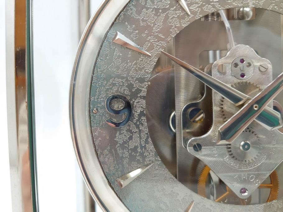 スイス　JAEGER-LECOULTRE(ジャガー・ルクルト)　ATMOS(アトモス)　METAL CALIBER 526-5　スタイリッシュなデザインと機能性を兼ね備えた置き時計(空気時計、ガス、半永久、使用説明書付き)(R-079019)