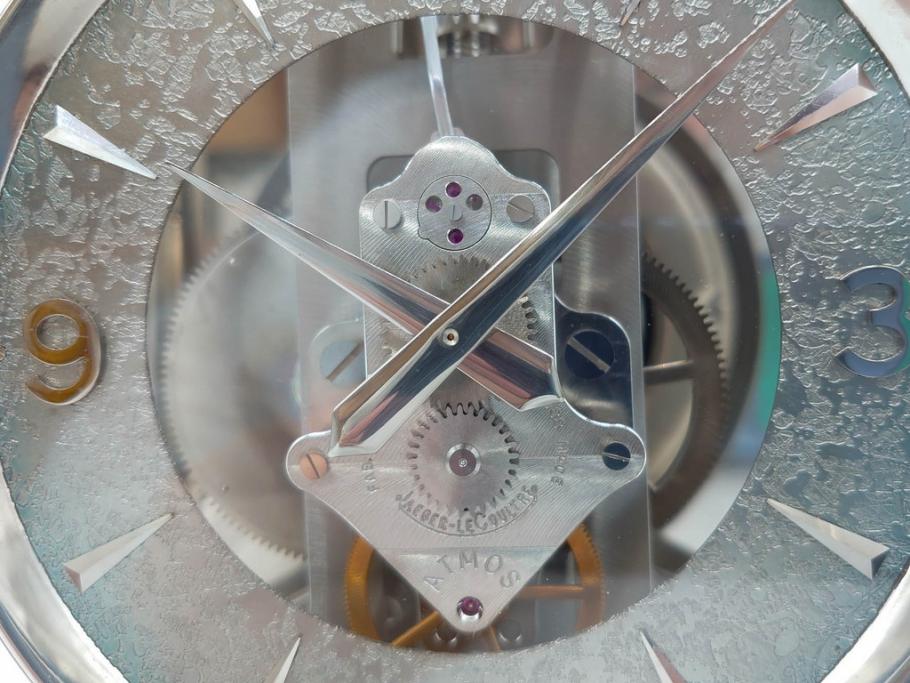 スイス　JAEGER-LECOULTRE(ジャガー・ルクルト)　ATMOS(アトモス)　METAL CALIBER 526-5　スタイリッシュなデザインと機能性を兼ね備えた置き時計(空気時計、ガス、半永久、使用説明書付き)(R-079019)