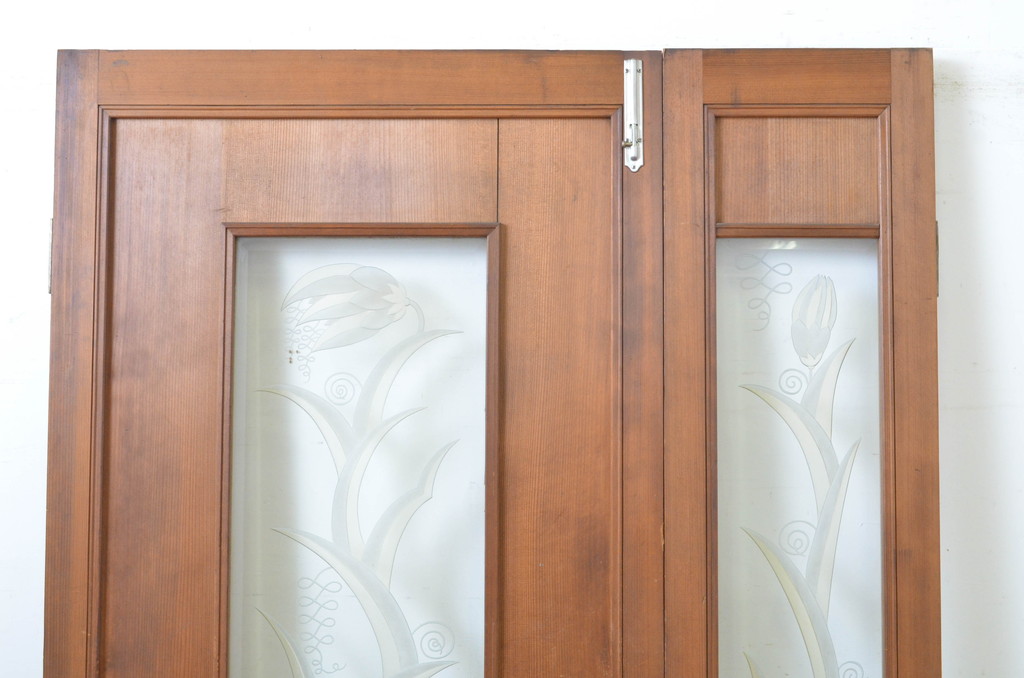 アンティーク建具　大正ロマン　エッチングガラスがおしゃれな古い洋館の親子ドア1対(彫刻ガラス、木製扉、ガラス扉)(R-064068)