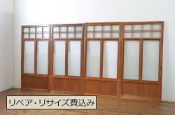 【セミオーダー家具実例】組子細工入りの木製ドアに高品質リペアを施しました。高さをご希望のサイズにリサイズし、鍵、取っ手、蝶番、ローラー締まりを所定の位置へ取り付け。中段にはクリアガラス、下段には花菱模様と変わり花菱模様のガラスを交互に組み入れました。当店商品を参考にワントーン明るめに仕上げ上品な雰囲気に!(玄関ドア、建具)