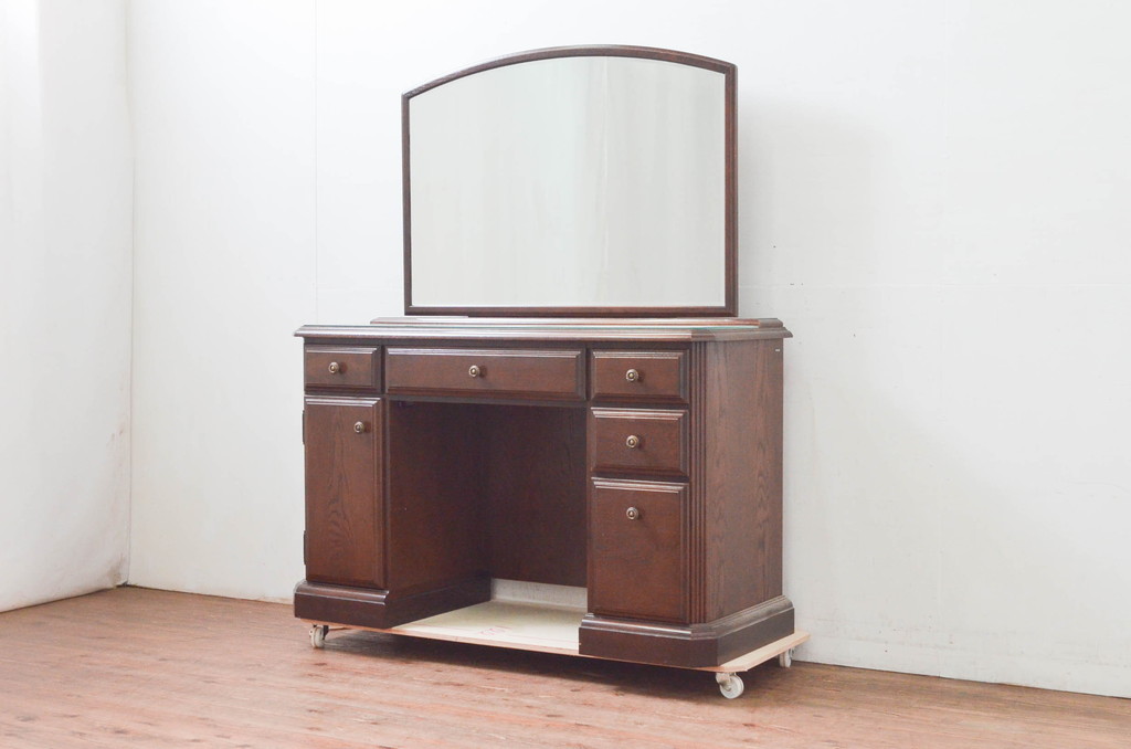 中古　美品　カリモク家具(karimoku)　domani(ドマーニ)　QUEENS　LIFE(クイーンズライフ)　クラシカルな佇まいが目を惹くドレッサー(鏡台、化粧台、ミラー、引き出し)(R-078186)