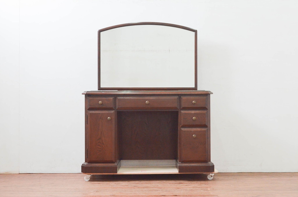 中古　美品　カリモク家具(karimoku)　domani(ドマーニ)　QUEENS　LIFE(クイーンズライフ)　クラシカルな佇まいが目を惹くドレッサー(鏡台、化粧台、ミラー、引き出し)(R-078186)