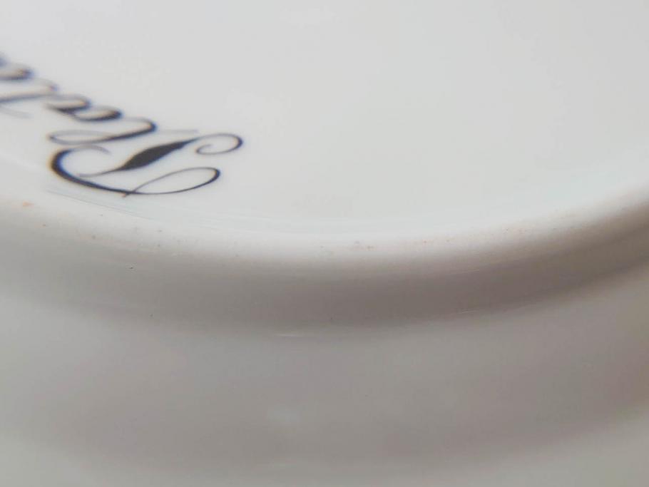 デンマーク　ROYAL COPENHAGEN(ロイヤルコペンハーゲン)　フローラダニカ　617　匠の美技に魅了されるプレート(花、フラワー、金彩、ケーキプレート、中皿、ディッシュ、洋食器、北欧)(R-079042)　
