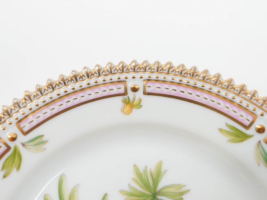 デンマーク　ROYAL COPENHAGEN(ロイヤルコペンハーゲン)　フローラダニカ　615　黄色い花が印象的で優雅なプレート(金彩、フラワー、ディッシュ、小皿、銘々皿、洋食器、北欧)(R-079043)