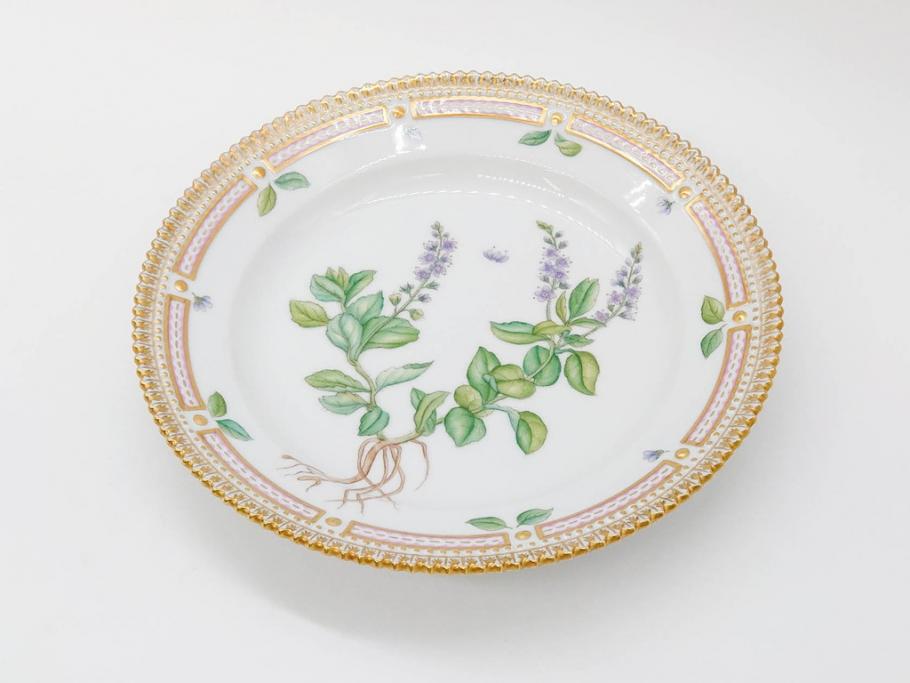デンマーク　ROYAL COPENHAGEN(ロイヤルコペンハーゲン)　フローラダニカ　621　丹念に描かれた花のデザインが見事なプレート(フラワー、金彩、中皿、ディッシュ、ケーキプレート、洋食器、北欧)(R-079044)　