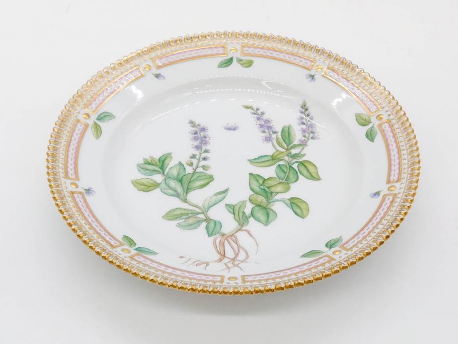 デンマーク　ROYAL COPENHAGEN(ロイヤルコペンハーゲン)　フローラダニカ　621　丹念に描かれた花のデザインが見事なプレート(フラワー、金彩、中皿、ディッシュ、ケーキプレート、洋食器、北欧)(R-079044)　
