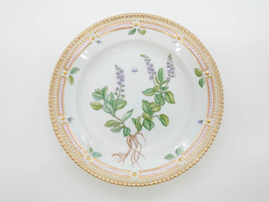 デンマーク　ROYAL COPENHAGEN(ロイヤルコペンハーゲン)　フローラダニカ　621　丹念に描かれた花のデザインが見事なプレート(フラワー、金彩、中皿、ディッシュ、ケーキプレート、洋食器、北欧)(R-079044)　