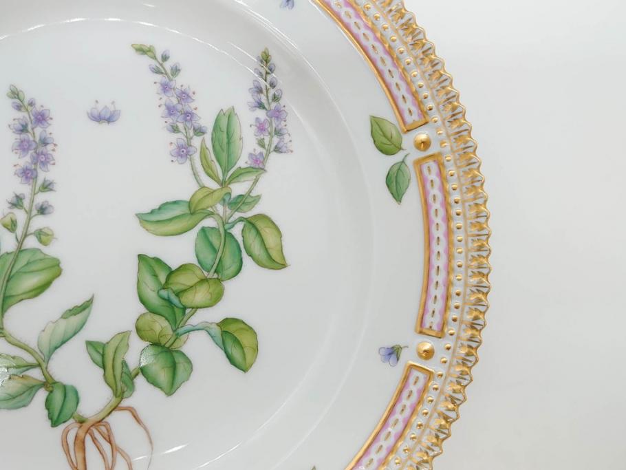 デンマーク　ROYAL COPENHAGEN(ロイヤルコペンハーゲン)　フローラダニカ　621　丹念に描かれた花のデザインが見事なプレート(フラワー、金彩、中皿、ディッシュ、ケーキプレート、洋食器、北欧)(R-079044)　