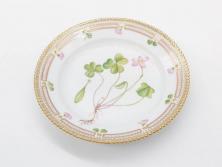 デンマーク　ROYAL COPENHAGEN(ロイヤルコペンハーゲン)　フローラダニカ　621　可憐な花のデザインが可愛らしいプレート(金彩、フラワー、ディッシュ、中皿、ケーキプレート、洋食器、北欧)(R-079045)