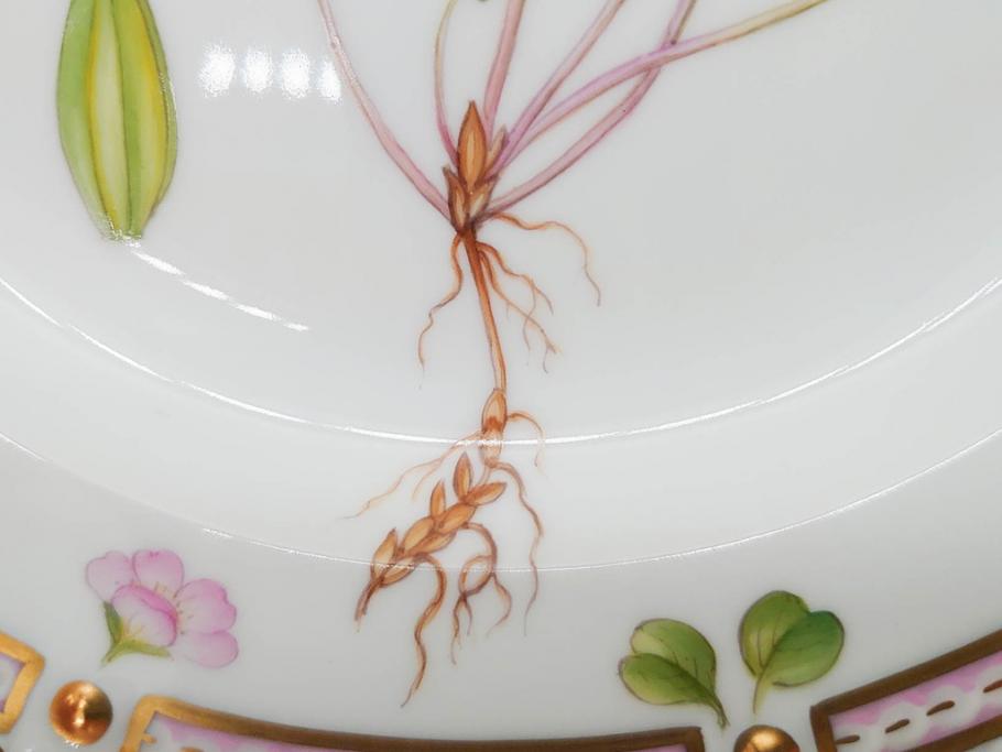 デンマーク　ROYAL COPENHAGEN(ロイヤルコペンハーゲン)　フローラダニカ　621　可憐な花のデザインが可愛らしいプレート(金彩、フラワー、ディッシュ、中皿、ケーキプレート、洋食器、北欧)(R-079045)