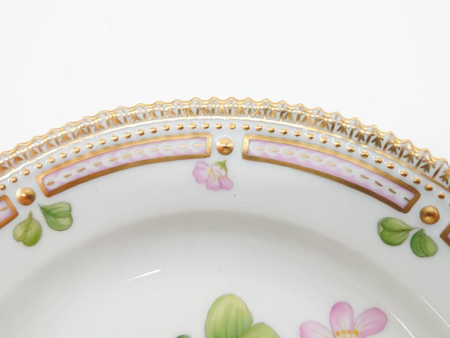 デンマーク　ROYAL COPENHAGEN(ロイヤルコペンハーゲン)　フローラダニカ　621　可憐な花のデザインが可愛らしいプレート(金彩、フラワー、ディッシュ、中皿、ケーキプレート、洋食器、北欧)(R-079045)