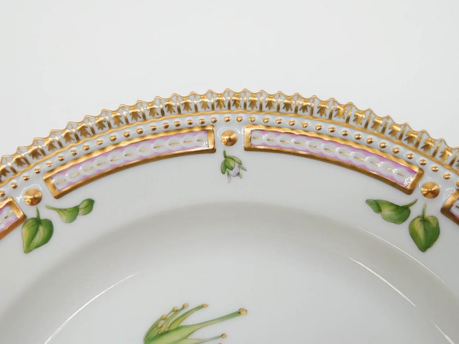 デンマーク　ROYAL COPENHAGEN(ロイヤルコペンハーゲン)　フローラダニカ　621　煌びやかな金彩と生き生きと描かれた花に見惚れるプレート(フラワー、ディッシュ、中皿、ケーキプレート、洋食器、北欧)(R-079046)
