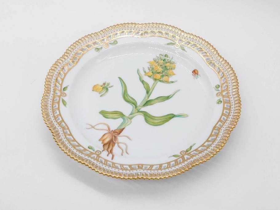 デンマーク　ROYAL COPENHAGEN(ロイヤルコペンハーゲン)　フローラダニカ　380　透かしの縁と金彩が美しいプレート(レース、フリル、金彩、花、フラワー、ディッシュ、大皿、透かし皿、洋食器、北欧)(R-079047)