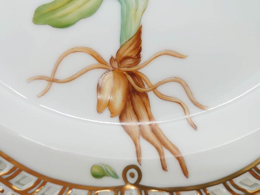 デンマーク　ROYAL COPENHAGEN(ロイヤルコペンハーゲン)　フローラダニカ　380　透かしの縁と金彩が美しいプレート(レース、フリル、金彩、花、フラワー、ディッシュ、大皿、透かし皿、洋食器、北欧)(R-079047)