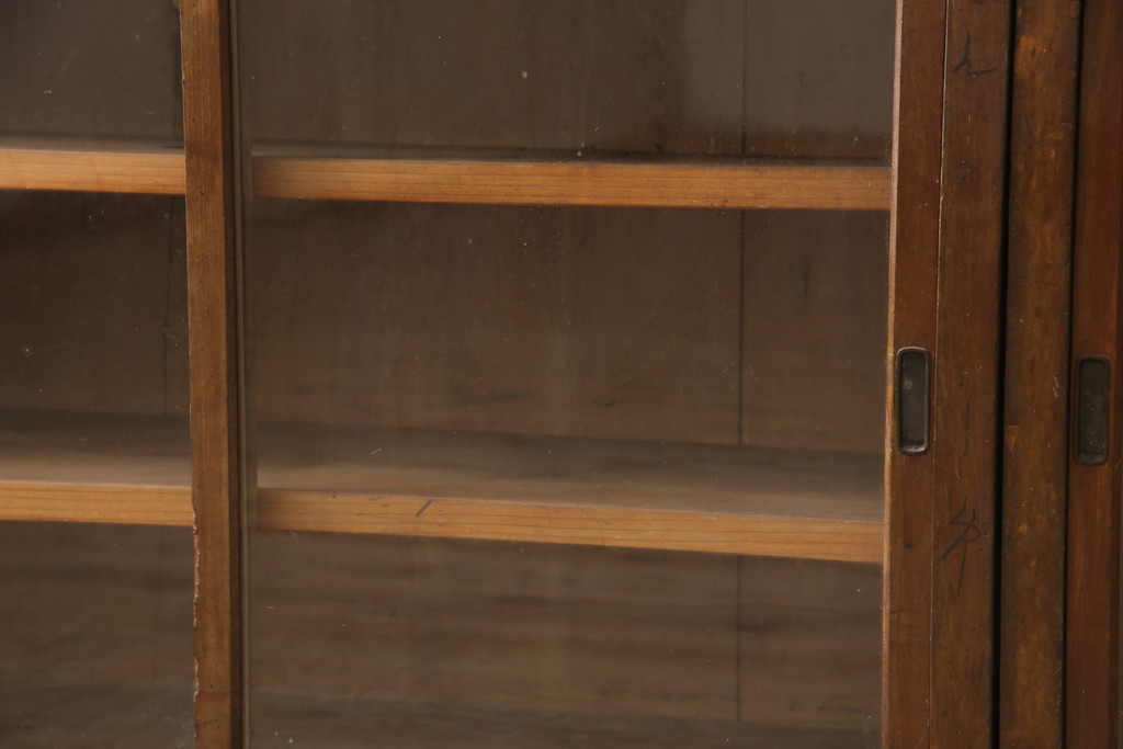 和製アンティーク　昭和初期　レトロな雰囲気を醸し出す収納棚(サイドキャビネット、食器棚、戸棚)(R-054553)