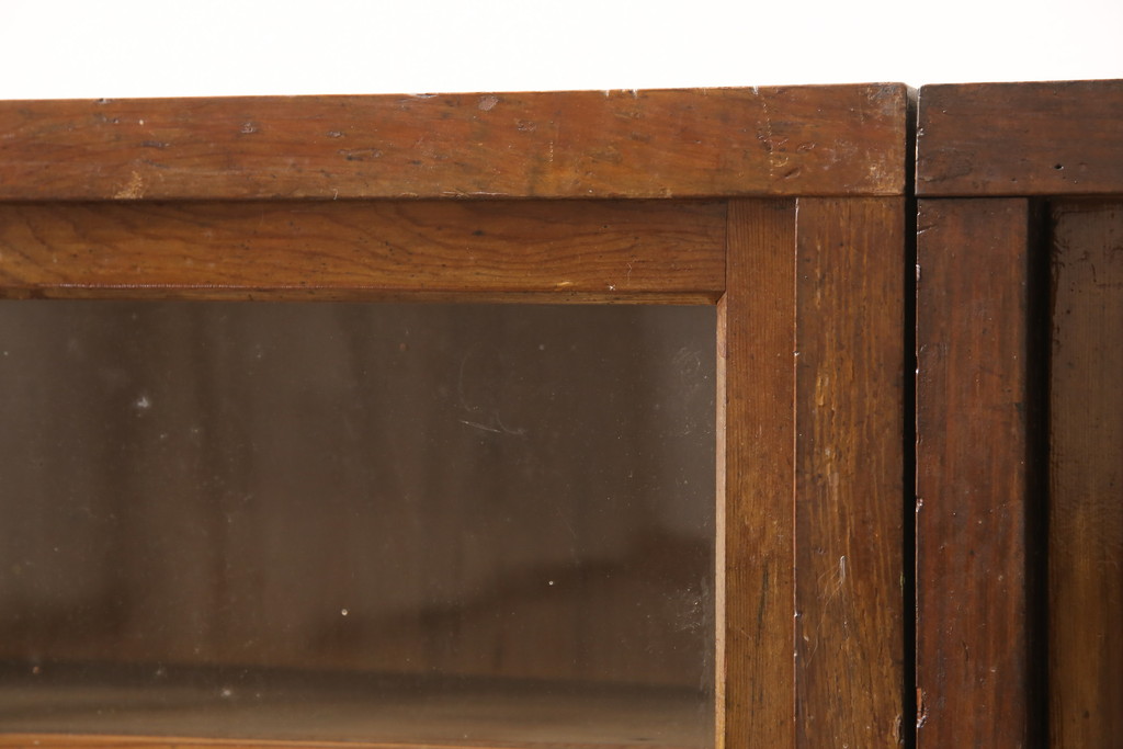 和製アンティーク　昭和初期　レトロな雰囲気を醸し出す収納棚(サイドキャビネット、食器棚、戸棚)(R-054551)