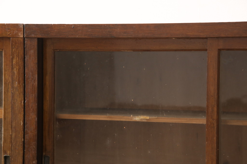 和製アンティーク　昭和初期　レトロな雰囲気を醸し出す収納棚(サイドキャビネット、食器棚、戸棚)(R-054552)