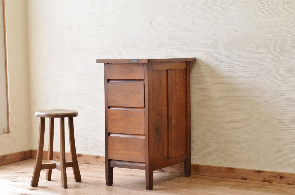 アンティーク家具　ジャンク品!縦型4杯引き出し