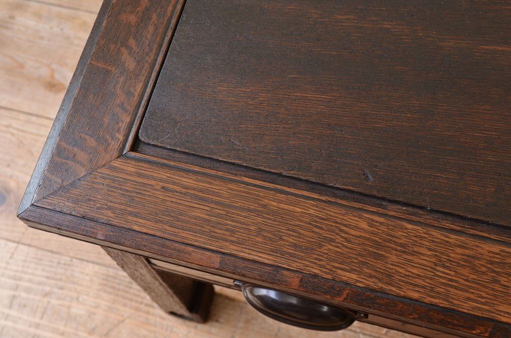 アンティーク家具　作りの上質なアンティーク文机(テーブル)