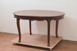 中古　カリモク家具(karimoku)　domani(ドマーニ)　Louis(ルイ)XVシリーズ　優雅な佇まいが魅力的なエクステンションテーブル(ダイニングテーブル、オーバルテーブル、食卓、4人掛け、6人掛け)(R-077706)