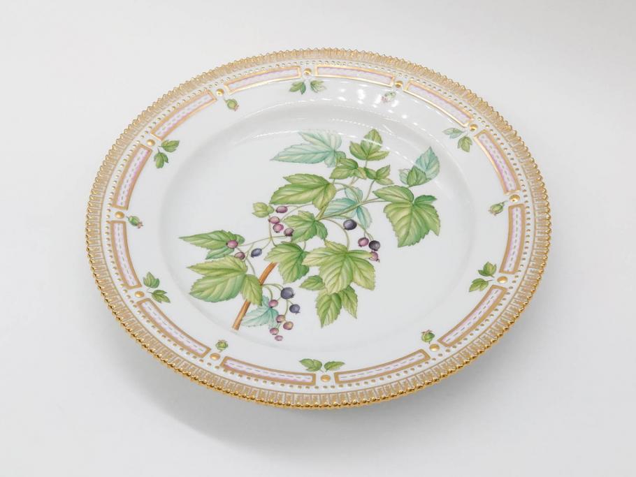 デンマーク　ROYAL COPENHAGEN(ロイヤルコペンハーゲン)　フローラダニカ　624　細部まで丁寧に色付された可愛らしいプレート(金彩、フラワー、ディッシュ、大皿、洋食器、北欧)(R-079049)