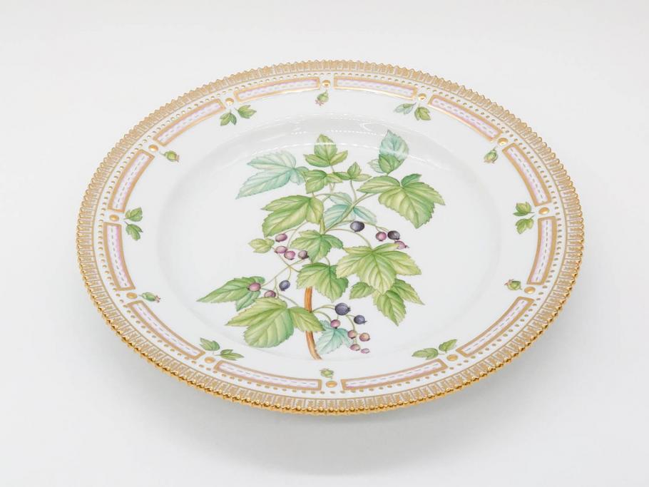 デンマーク　ROYAL COPENHAGEN(ロイヤルコペンハーゲン)　フローラダニカ　624　細部まで丁寧に色付された可愛らしいプレート(金彩、フラワー、ディッシュ、大皿、洋食器、北欧)(R-079049)