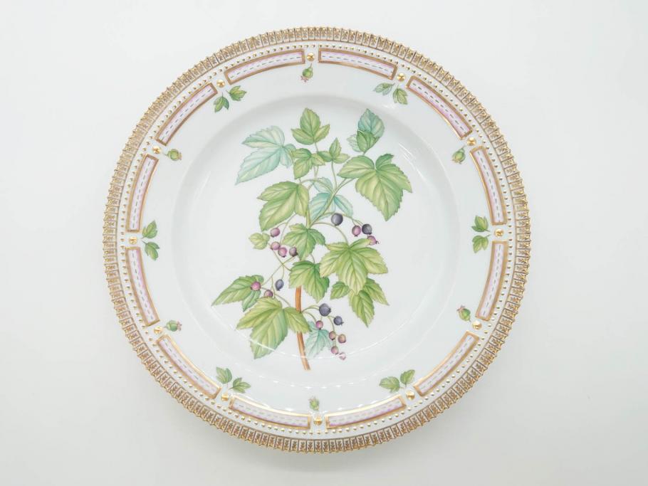 デンマーク　ROYAL COPENHAGEN(ロイヤルコペンハーゲン)　フローラダニカ　624　細部まで丁寧に色付された可愛らしいプレート(金彩、フラワー、ディッシュ、大皿、洋食器、北欧)(R-079049)
