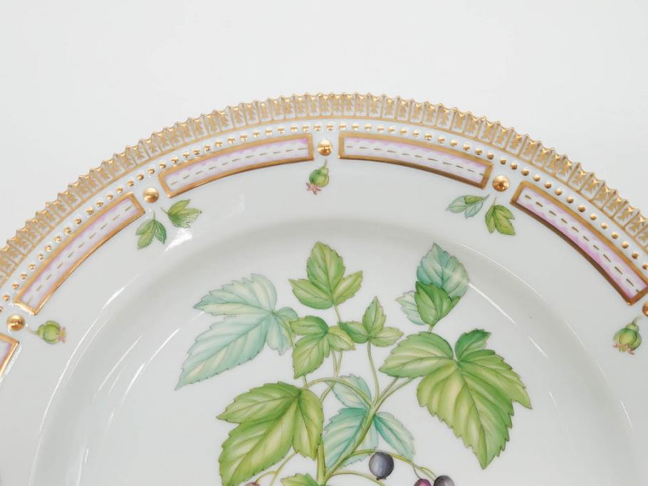 デンマーク　ROYAL COPENHAGEN(ロイヤルコペンハーゲン)　フローラダニカ　624　細部まで丁寧に色付された可愛らしいプレート(金彩、フラワー、ディッシュ、大皿、洋食器、北欧)(R-079049)